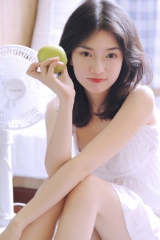 亚洲精品精华液一区